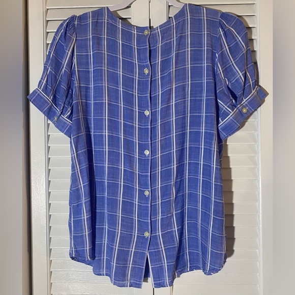 Ann Taylor Loft Blue & White Plaid Blouse, Size Small, Buttons Down the Back - Picture 2 of 6